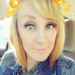 Meet your Posher, Corrine